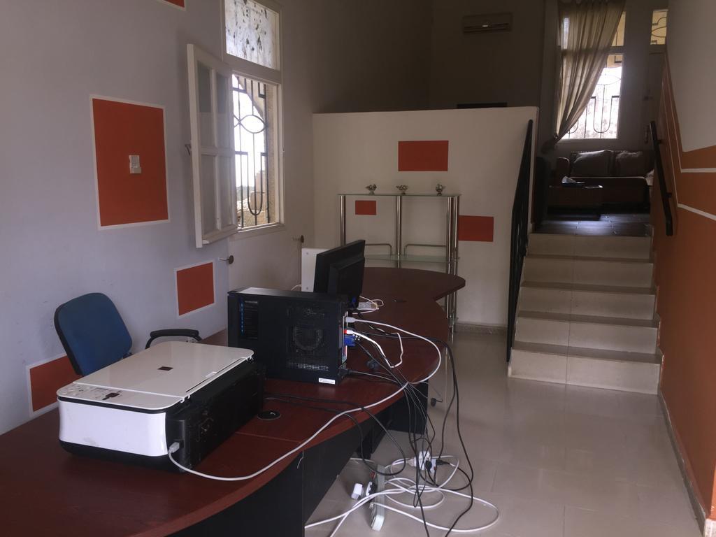 Residences Hotels Sejours Affaires Abidjan Esterno foto